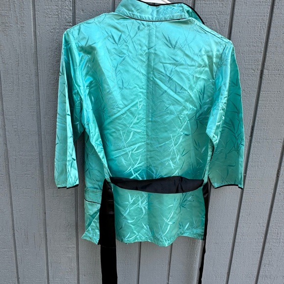 Mint Green Asian Style Jacket with Black Tie - Picture 9 of 14